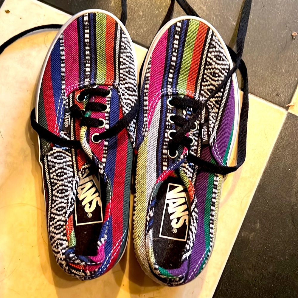 Vans graphic print sneakers size 5